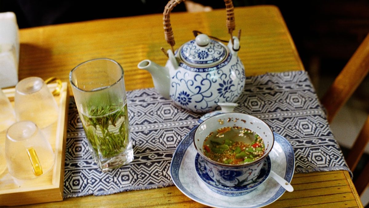 Gruener Tee: Wirkung Zubereitung und Sorten